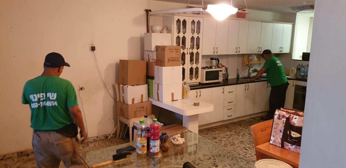 כל מה שצריך על פינוי בית וניקיון - עשה זאת בעצמך